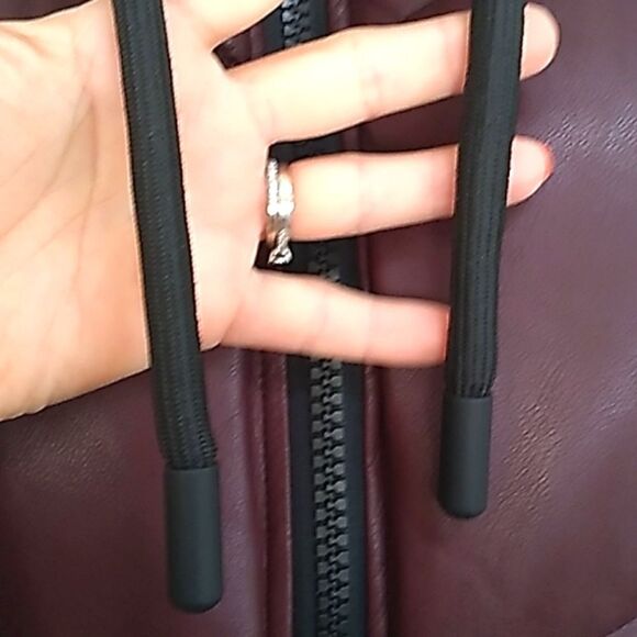 Marc New York Performance Bergandy Hooded Puffer Coat. Sz Medium NWT - Picture 8 of 16